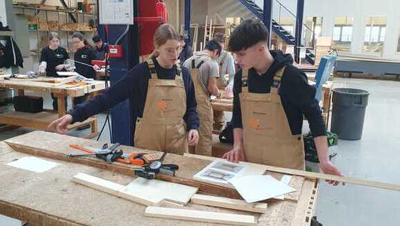 vmbo-leerlingen en mbo-studenten uit de Beroepscampus gooien hoge ogen tijdens de Skills kwalificatiewedstrijden 