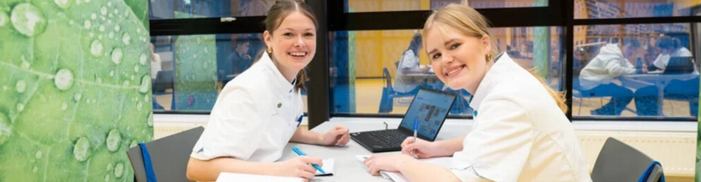 vmbo-leerlingen en mbo-studenten uit de Beroepscampus gooien hoge ogen tijdens de Skills kwalificatiewedstrijden